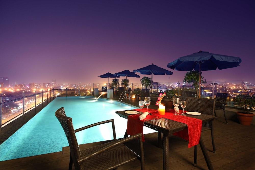 Yogi Executive, Navi Mumbai Hotel Exterior photo